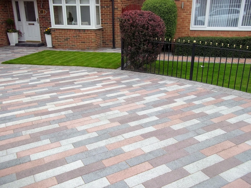 dreamstime_s_233749277